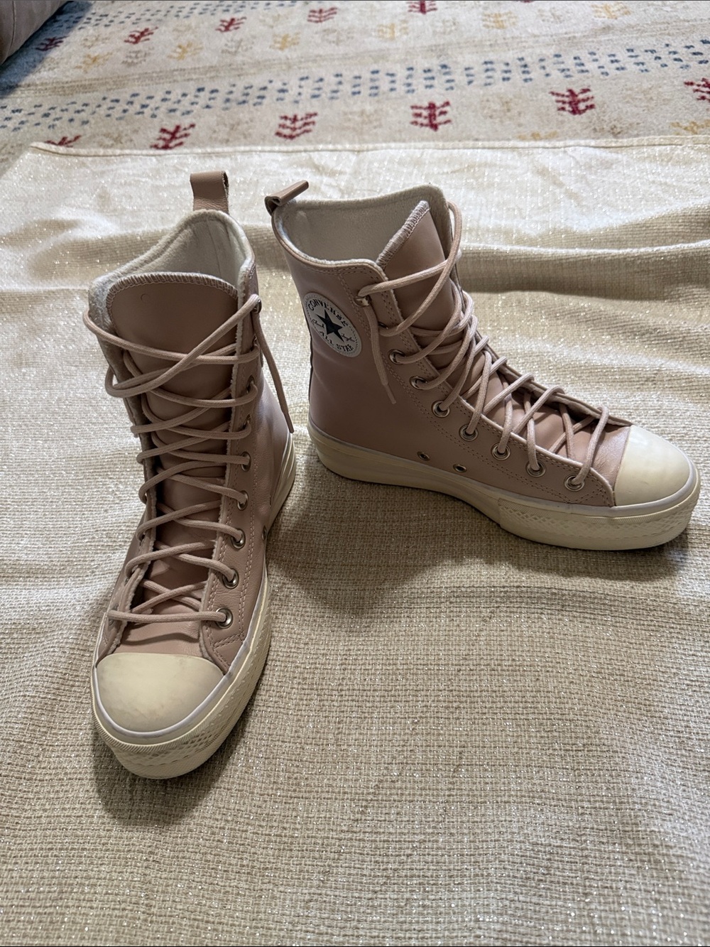 Classic Converse All Star High-Top Leather Sneakers in Blush Pink